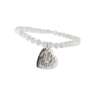 Chic Madre Perla con Corazón Plano Tapizado