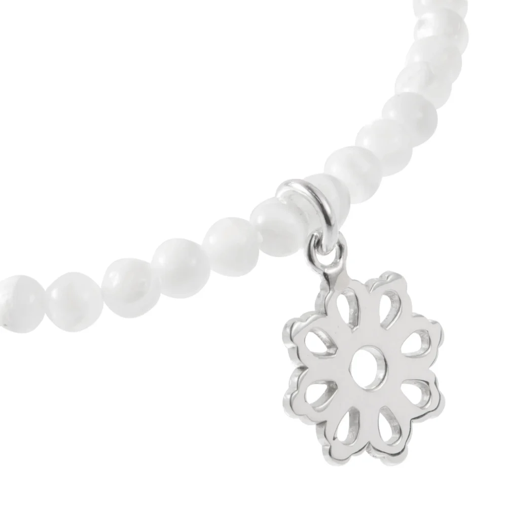 Chic Madre Perla con Flor de Amor PF220006J (3) Chic Madre Perla con Flor de Amor PF220006J (3)